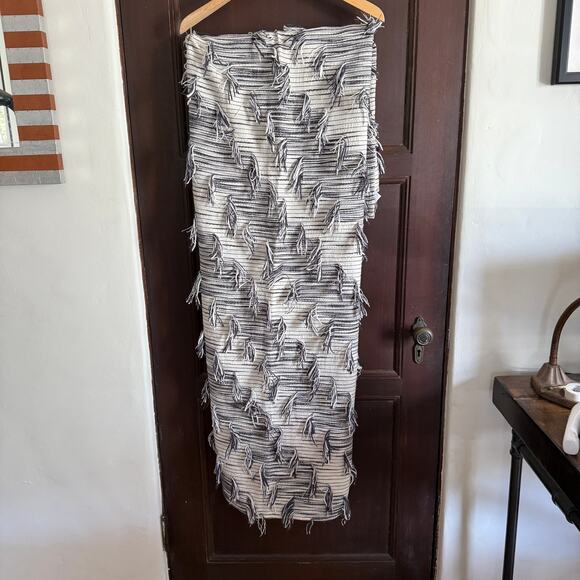 ANTHROPOLOGIE | Jorja Throw Blanket Black and White Cotton Fringe Blanket - Picture 2 of 4